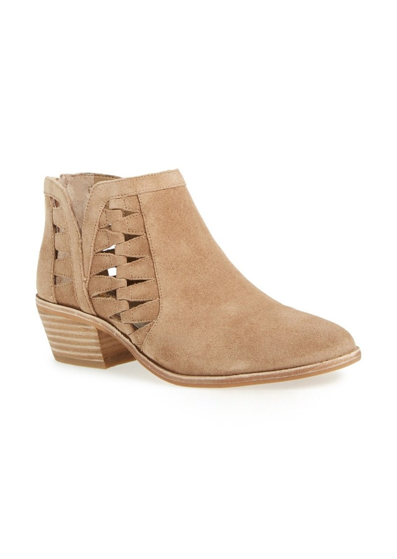 vince camuto lexica bootie