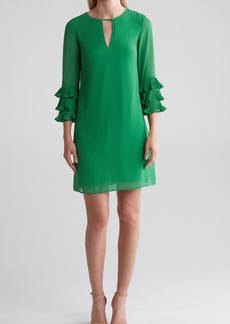 Vince Camuto Pleat Sleeve Chiffon Shift Dress in Emerald at Nordstrom Rack