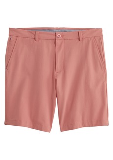 vineyard vines Men's 9 Inch On-The-Go Shorts