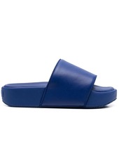 Y-3 Yohji Yamamoto flatform logo-patch slides