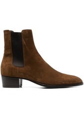 Yves Saint Laurent Wyatt 40mm Chelsea boots