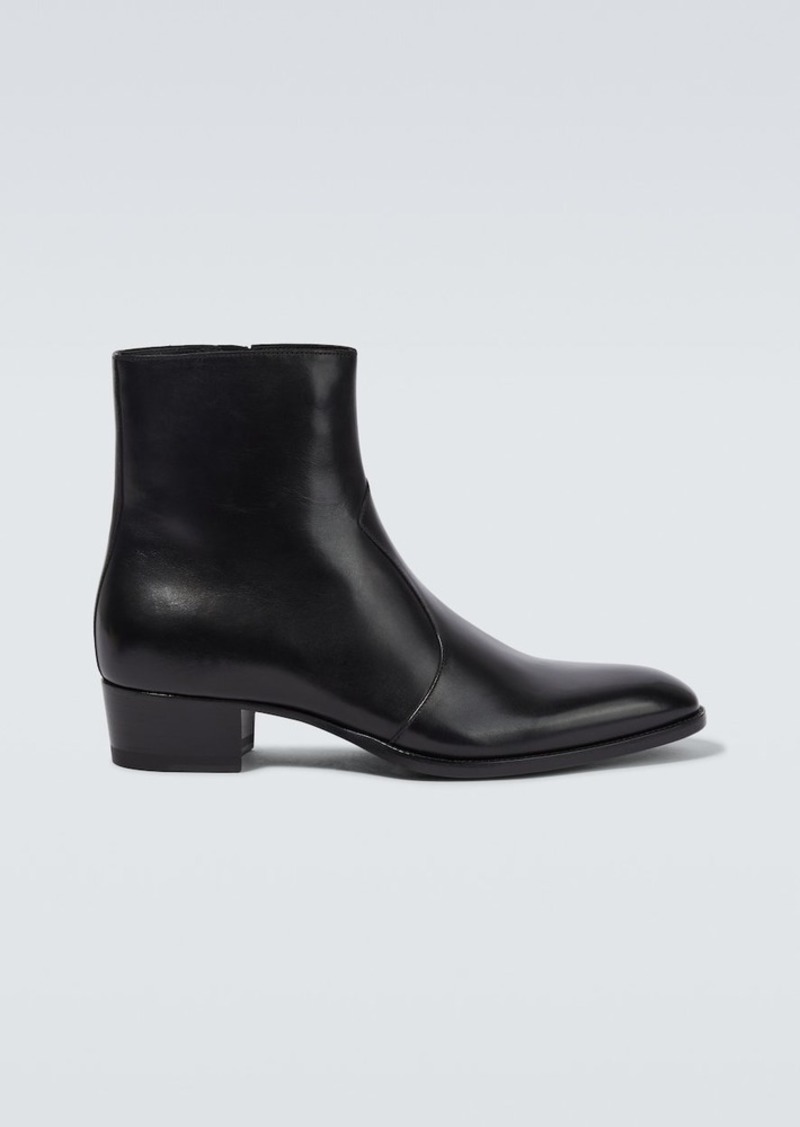 Yves Saint Laurent Saint Laurent Wyatt leather ankle boots