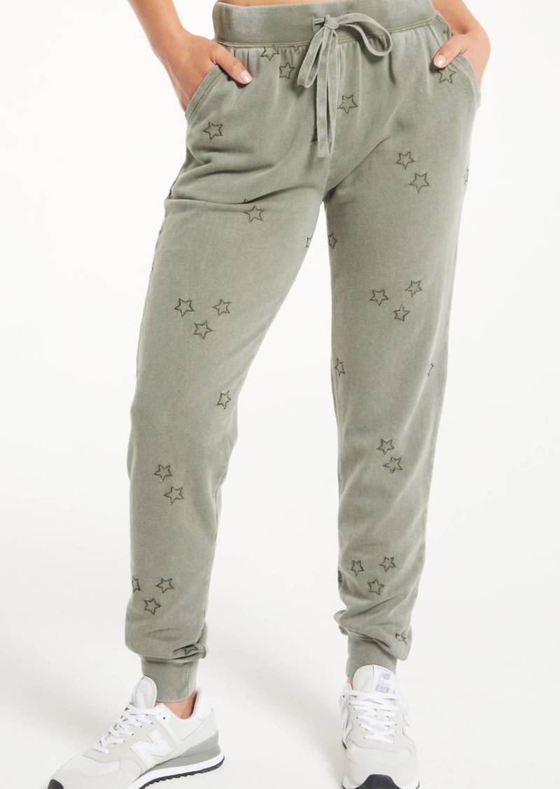 Z Supply Goldie Embroidered Star Jogger In Dusty Olive