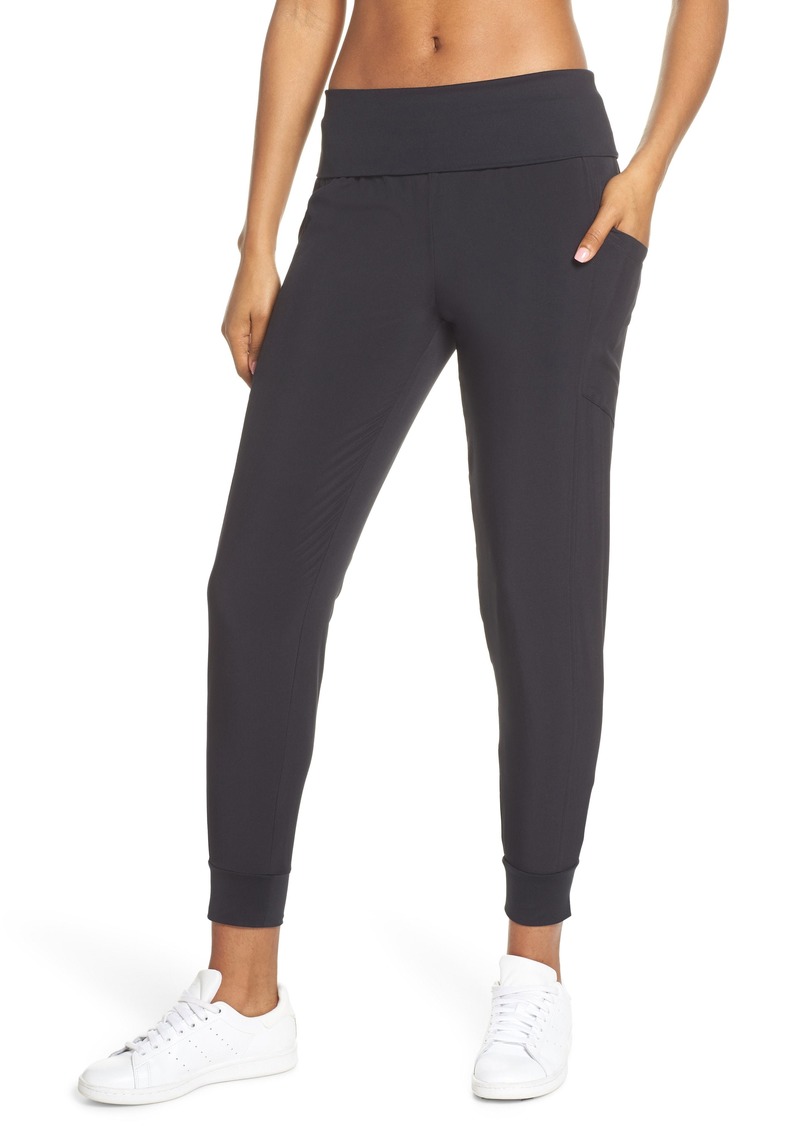 zella urban cargo jogger pants