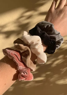 Urban Outfitters Exclusives Velvet Scrunchie Set