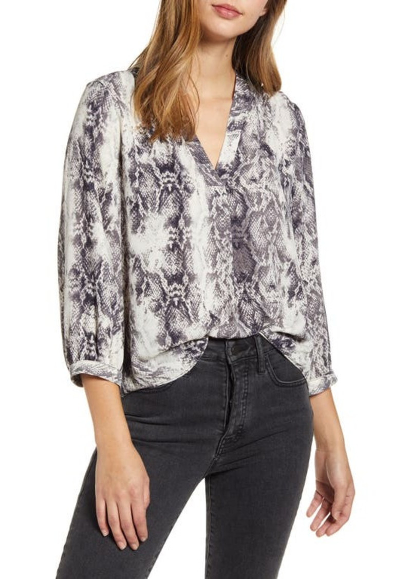 Vince Camuto Snake Print Rumple Blouse in Rich Black at Nordstrom