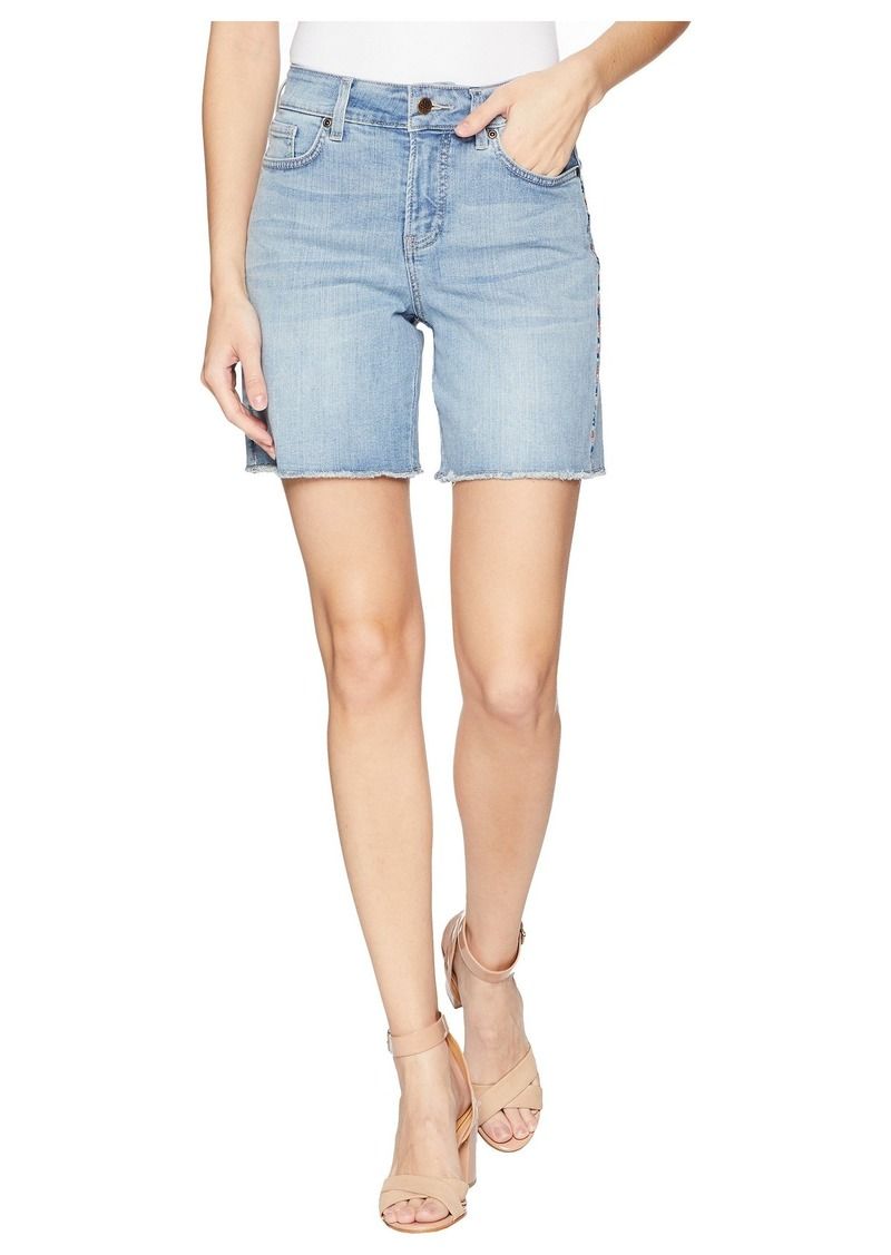 The Denim Shorts That Look Good On Everyone
